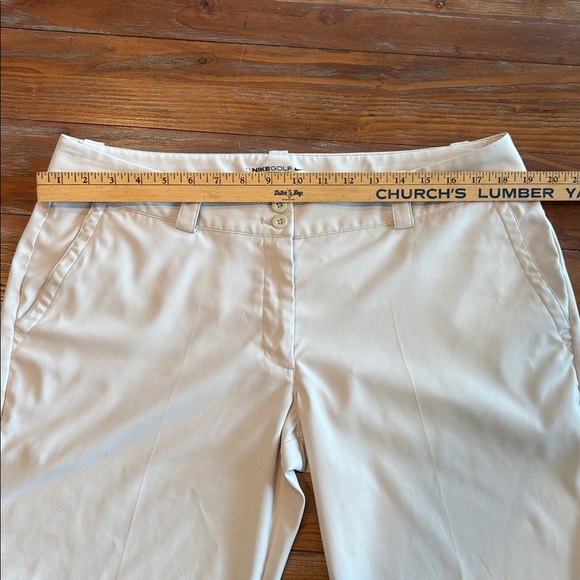 NIKE GOLF Tour Performance Dry-Fit Beige Cropped Pants Women’s Size 14 - Picture 11 of 16